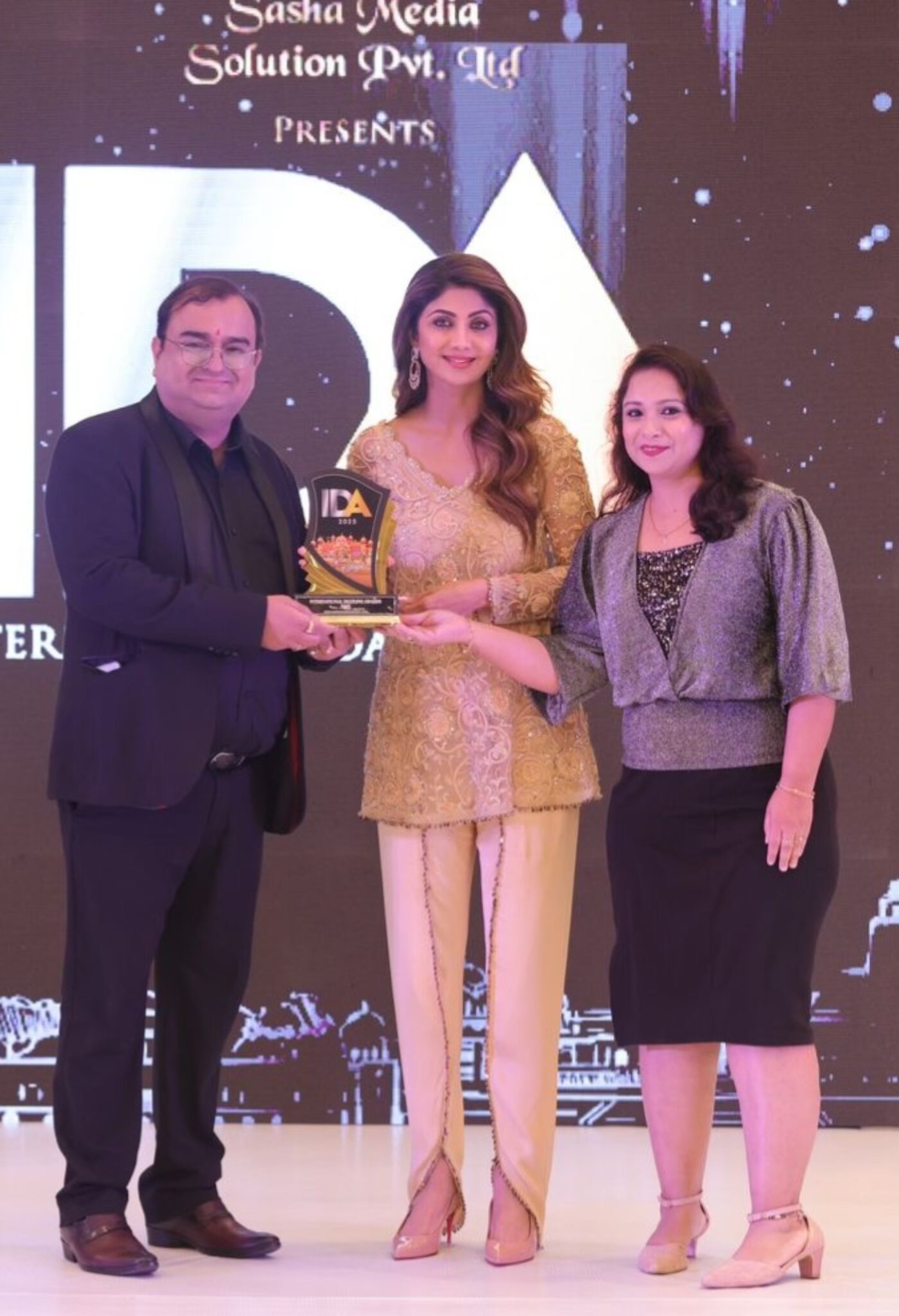 AWARDED BEST SEXOLOGIST DOCTOR